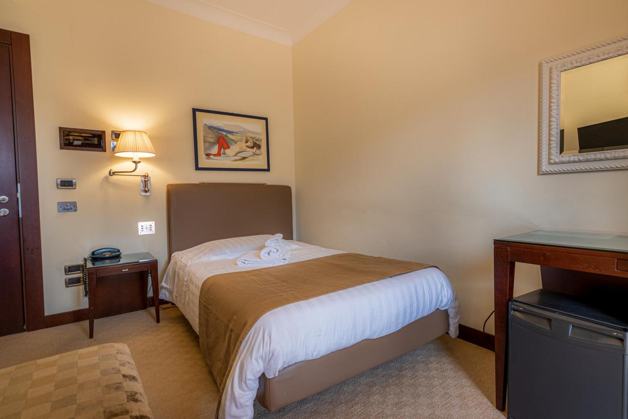 Hotel Cala Del Porto Vibo Valentia Marina Dış mekan fotoğraf