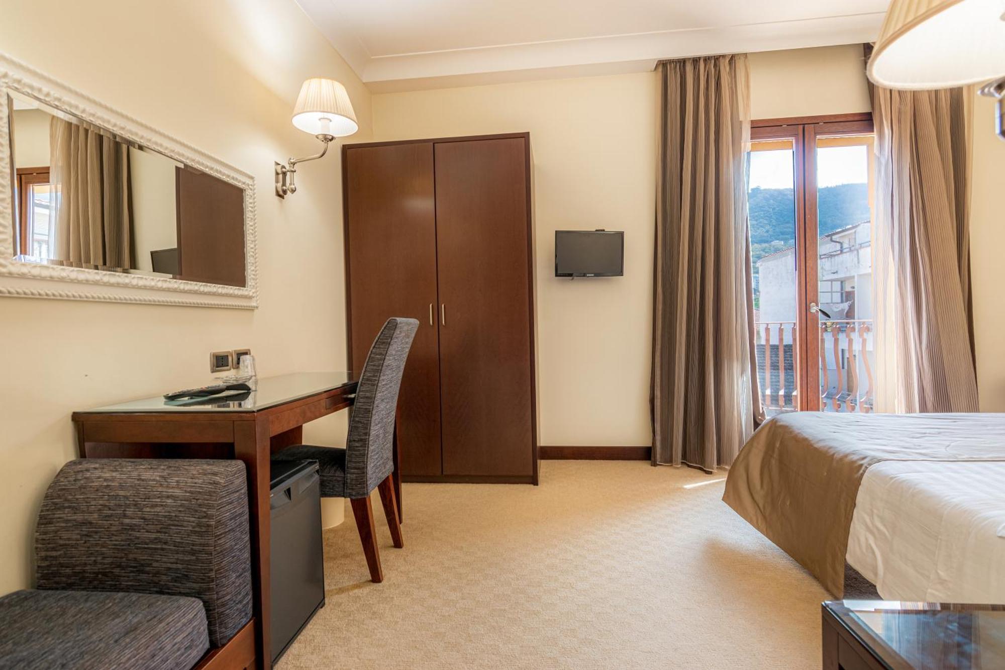 Hotel Cala Del Porto Vibo Valentia Marina Dış mekan fotoğraf