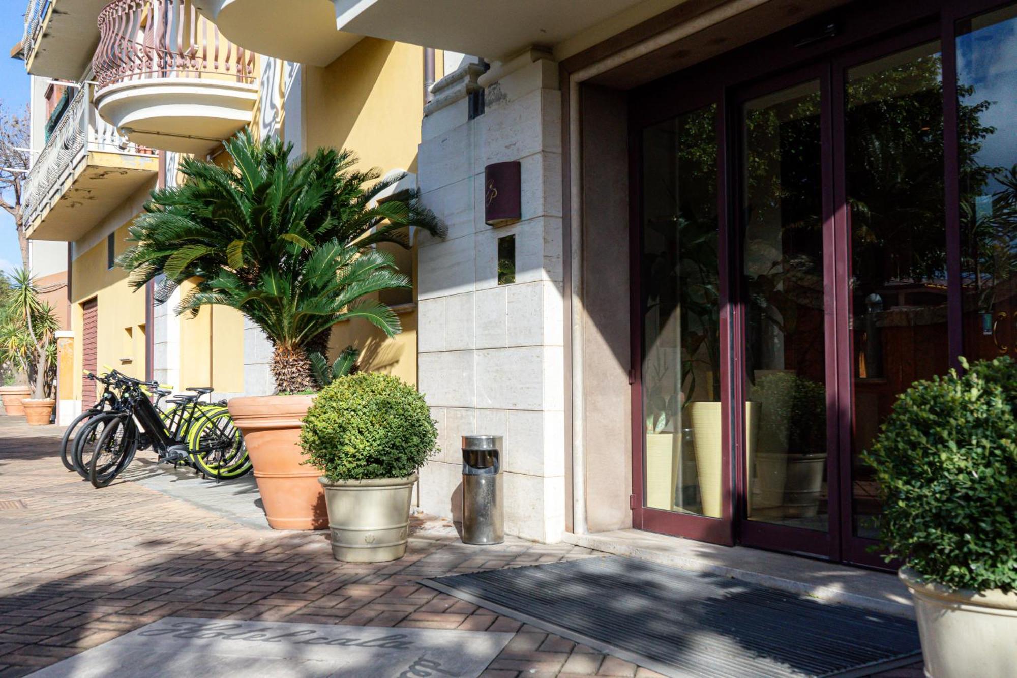 Hotel Cala Del Porto Vibo Valentia Marina Dış mekan fotoğraf